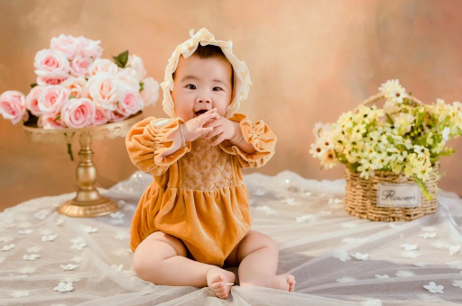 临邑宝宝几个月会转头 临邑宝宝几个月会转头